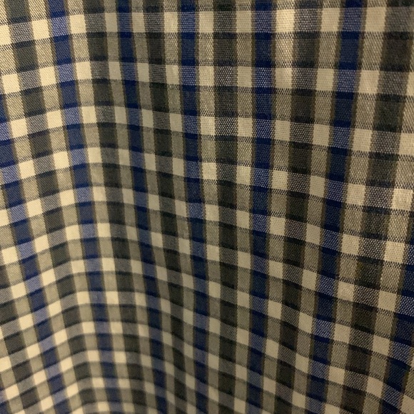 Van Heusen Flex Button Down - Picture 3 of 3